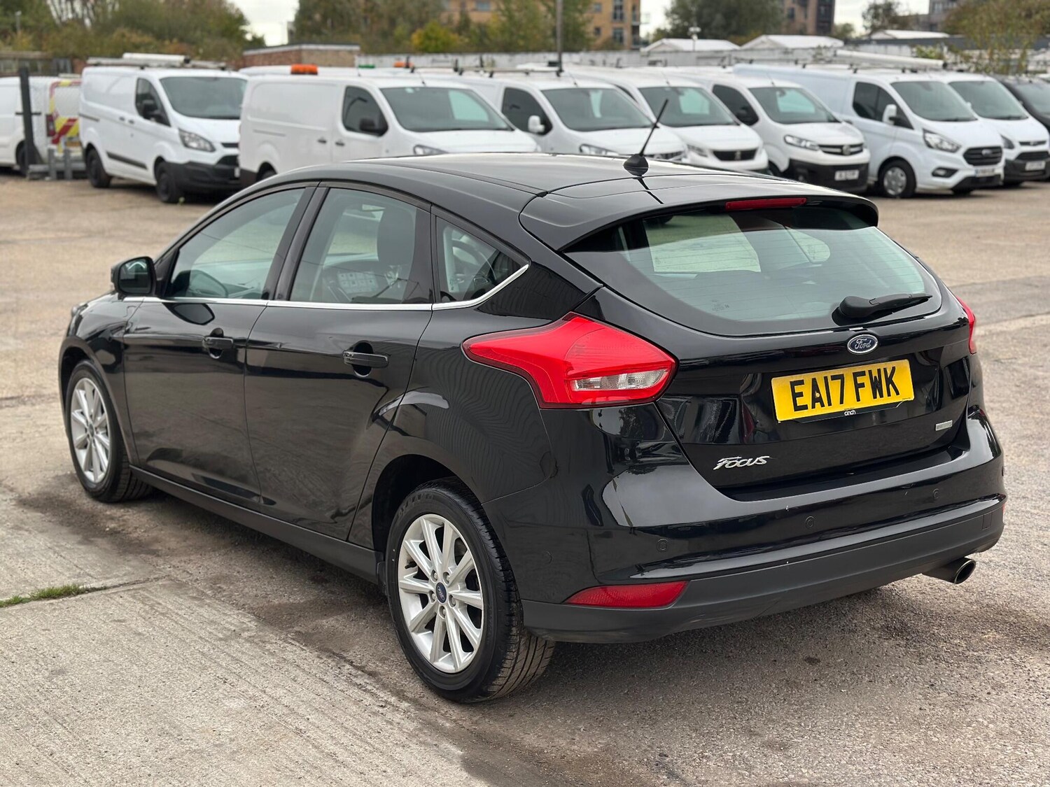Used Ford Focus 2017 for sale - 76189042: Photo 3