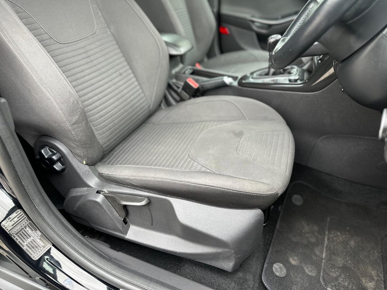 Used Ford Focus 2017 for sale - 76189042: Photo 37