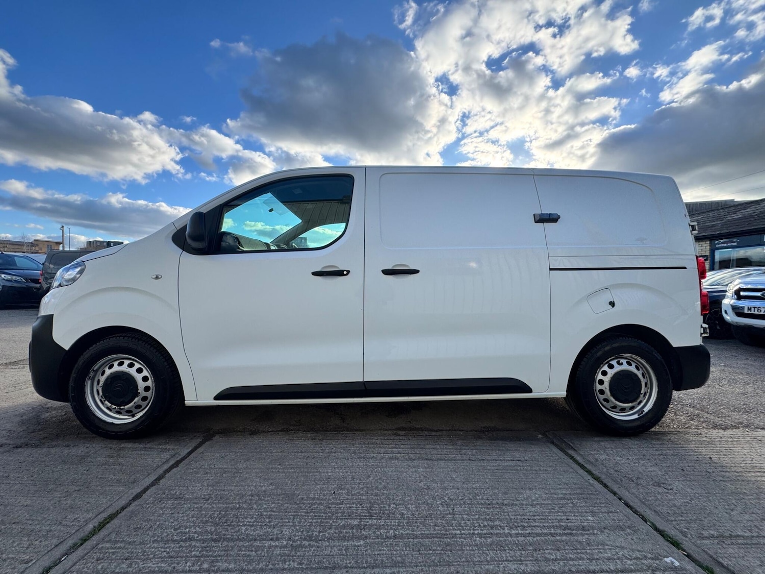 Used Citroen Dispatch 2019 for sale - 77538549: Photo 16