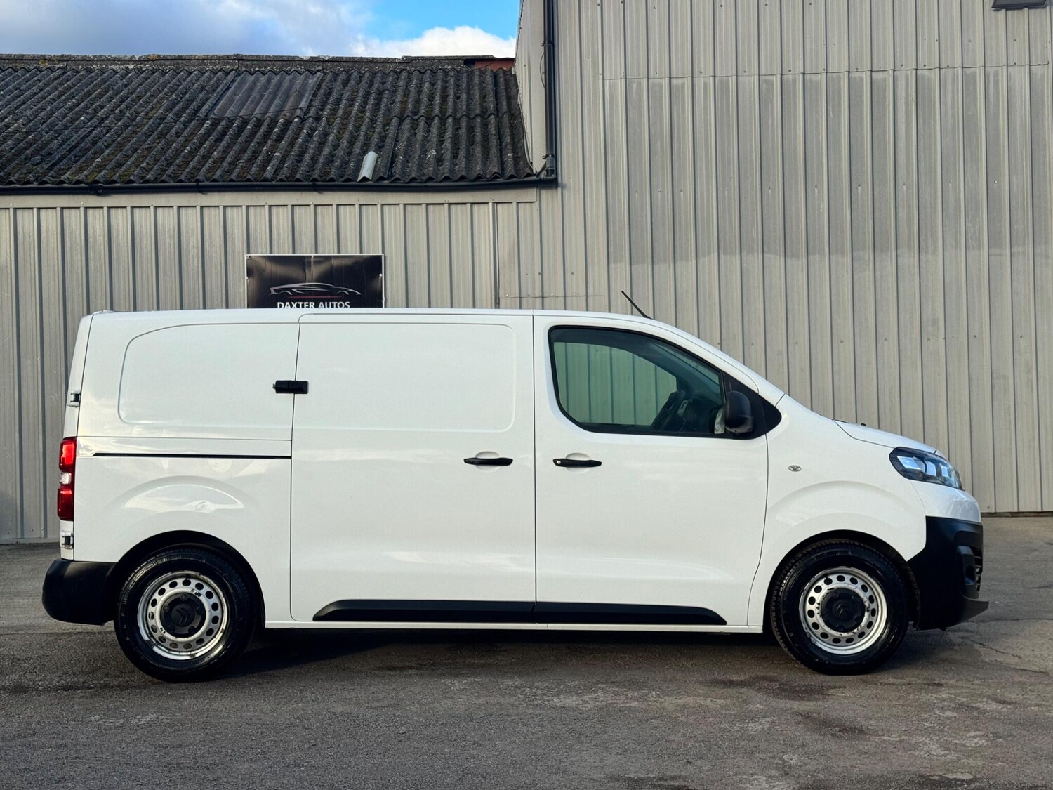 Used Citroen Dispatch 2019 for sale - 77538549: Photo 17