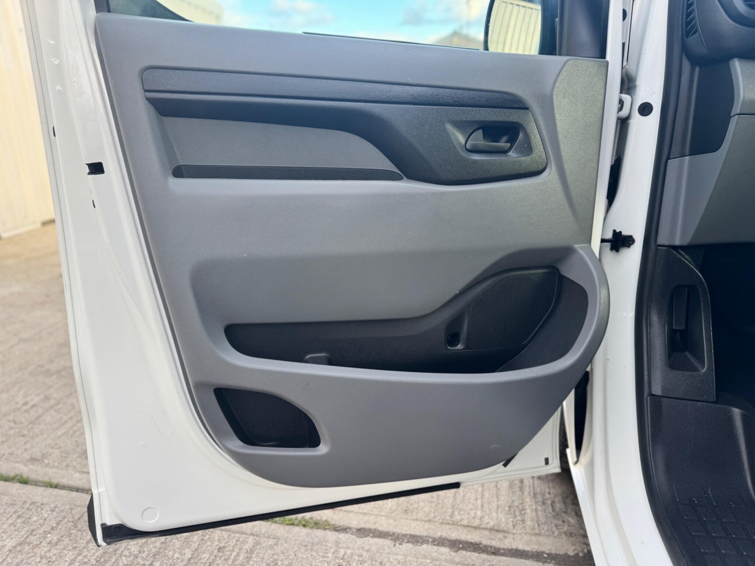 Used Citroen Dispatch 2019 for sale - 77538549: Photo 43