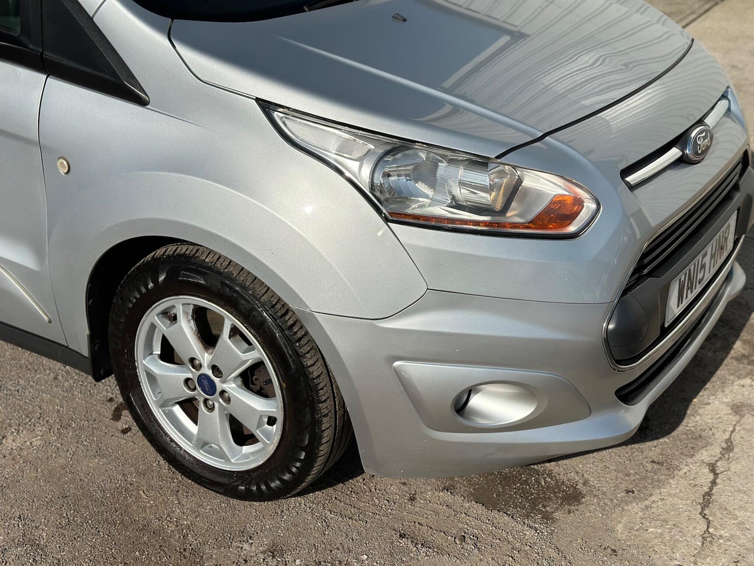 Used Ford Grand Tourneo Connect 2015 for sale - 77671355: Photo 24