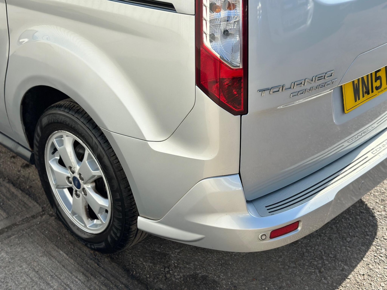 Used Ford Grand Tourneo Connect 2015 for sale - 77671355: Photo 28