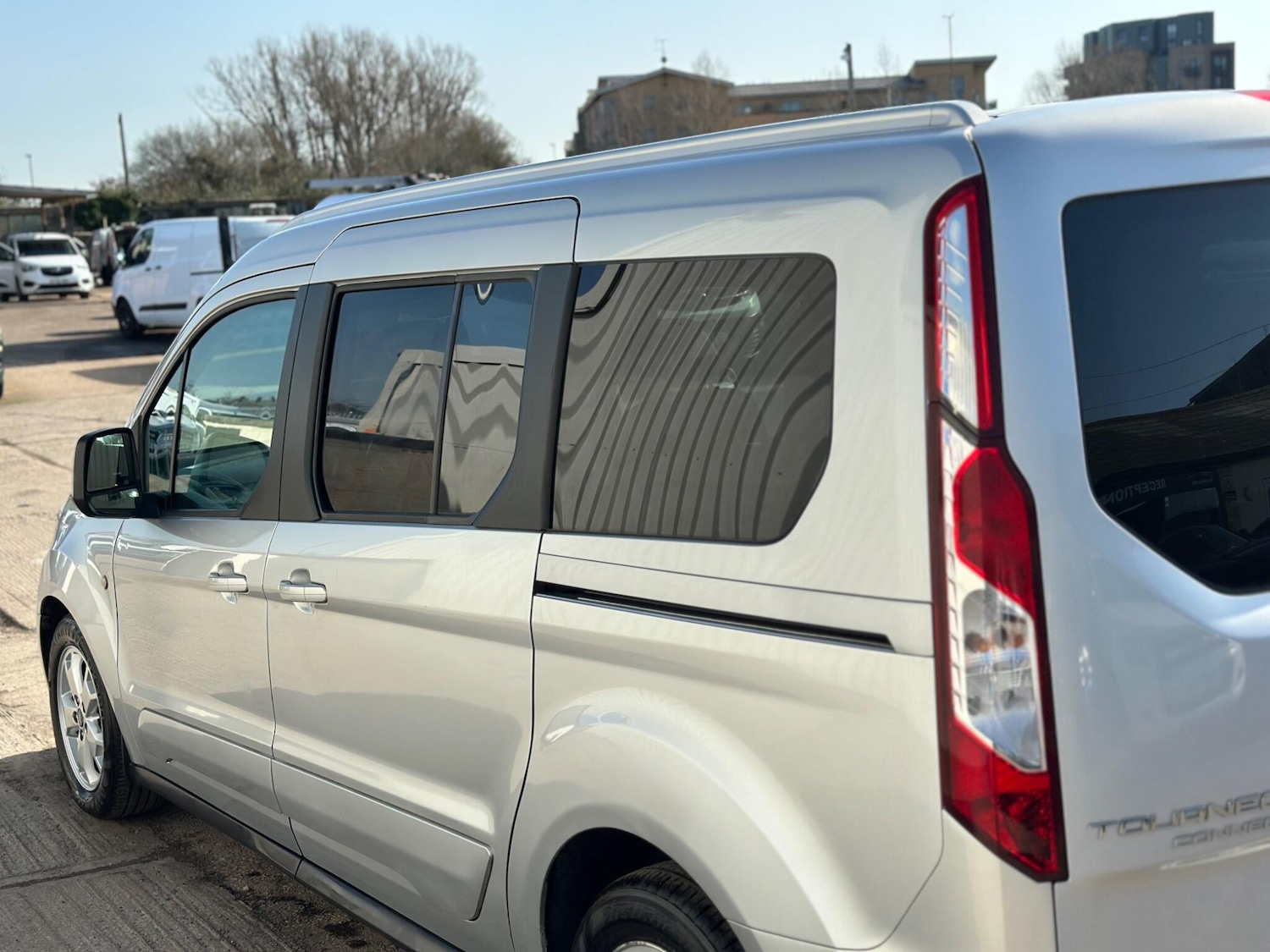 Used Ford Grand Tourneo Connect 2015 for sale - 77671355: Photo 29