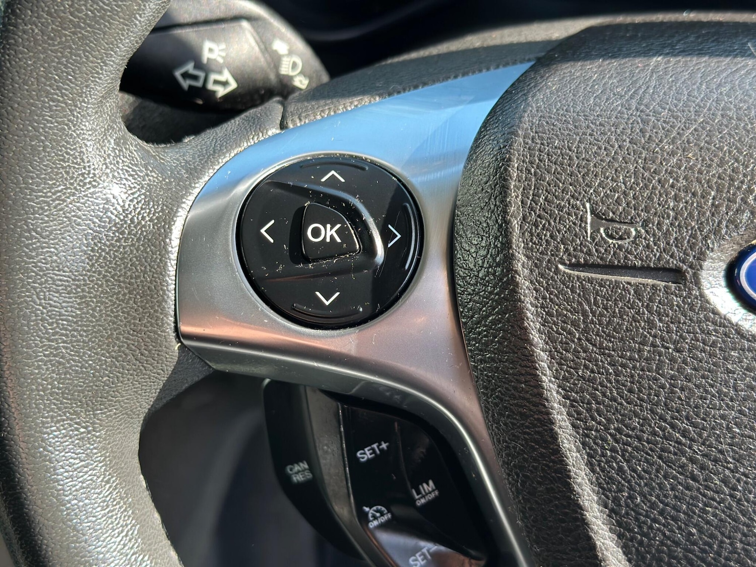 Used Ford Grand Tourneo Connect 2015 for sale - 77671355: Photo 35