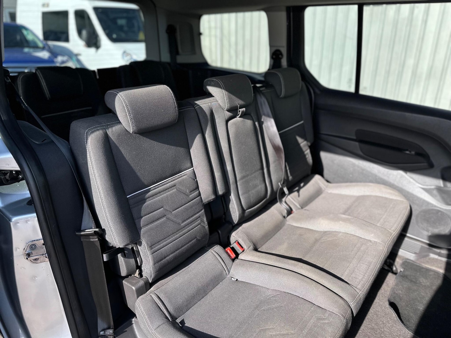 Used Ford Grand Tourneo Connect 2015 for sale - 77671355: Photo 44