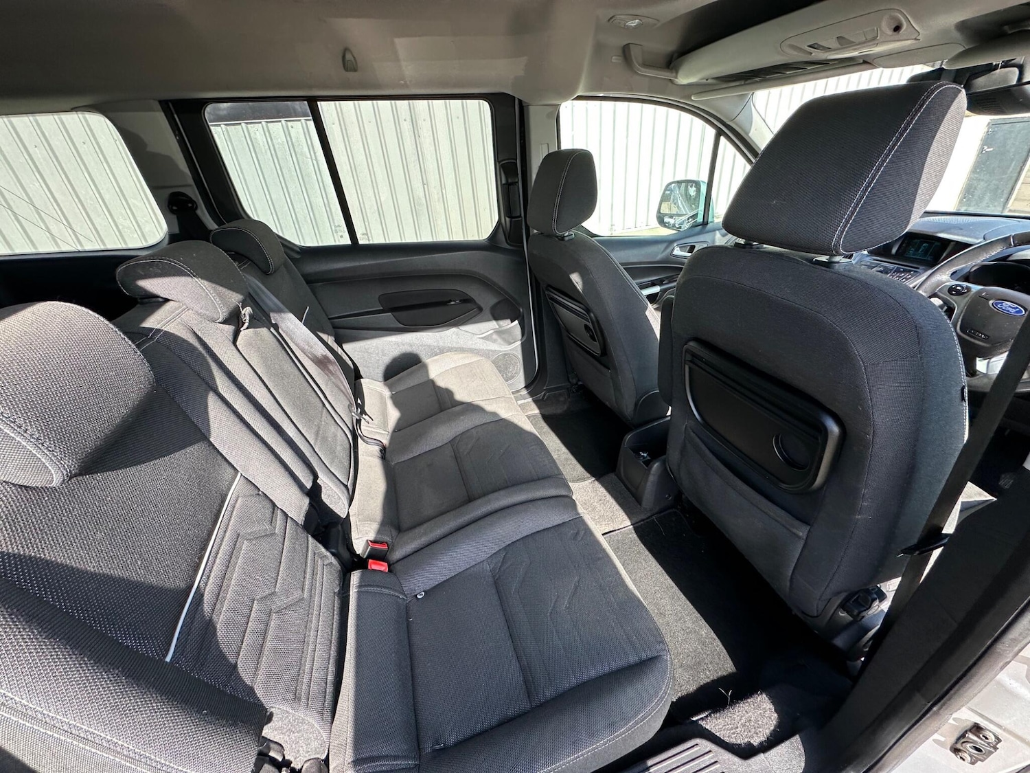 Used Ford Grand Tourneo Connect 2015 for sale - 77671355: Photo 45