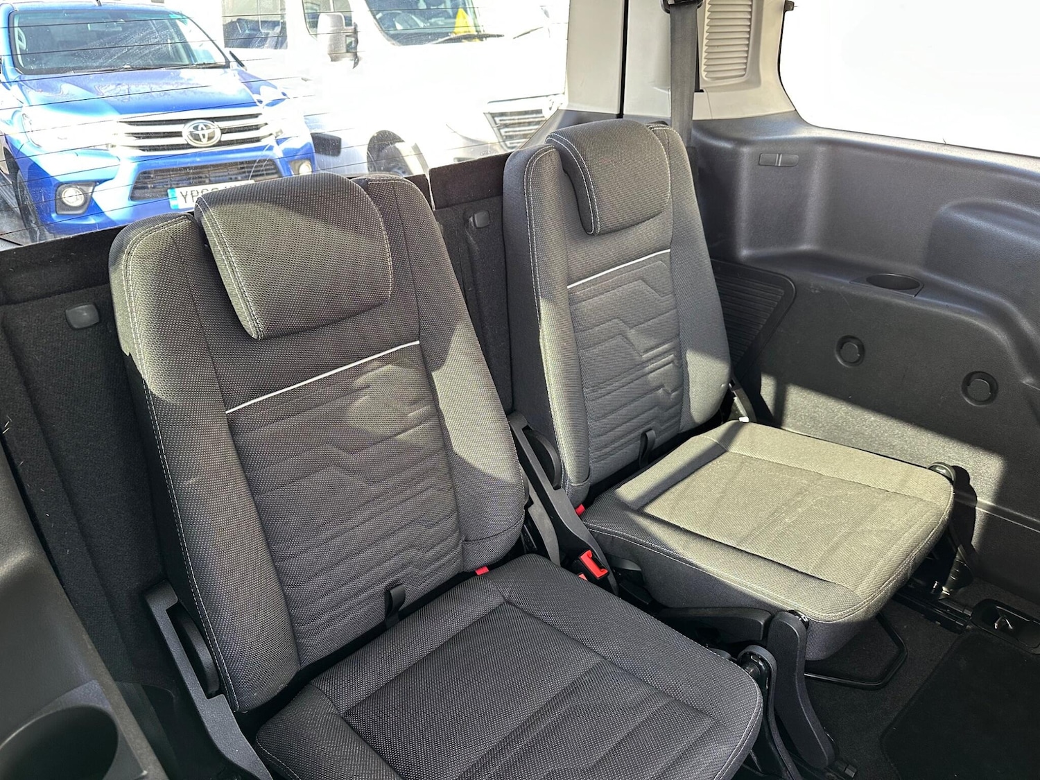 Used Ford Grand Tourneo Connect 2015 for sale - 77671355: Photo 48