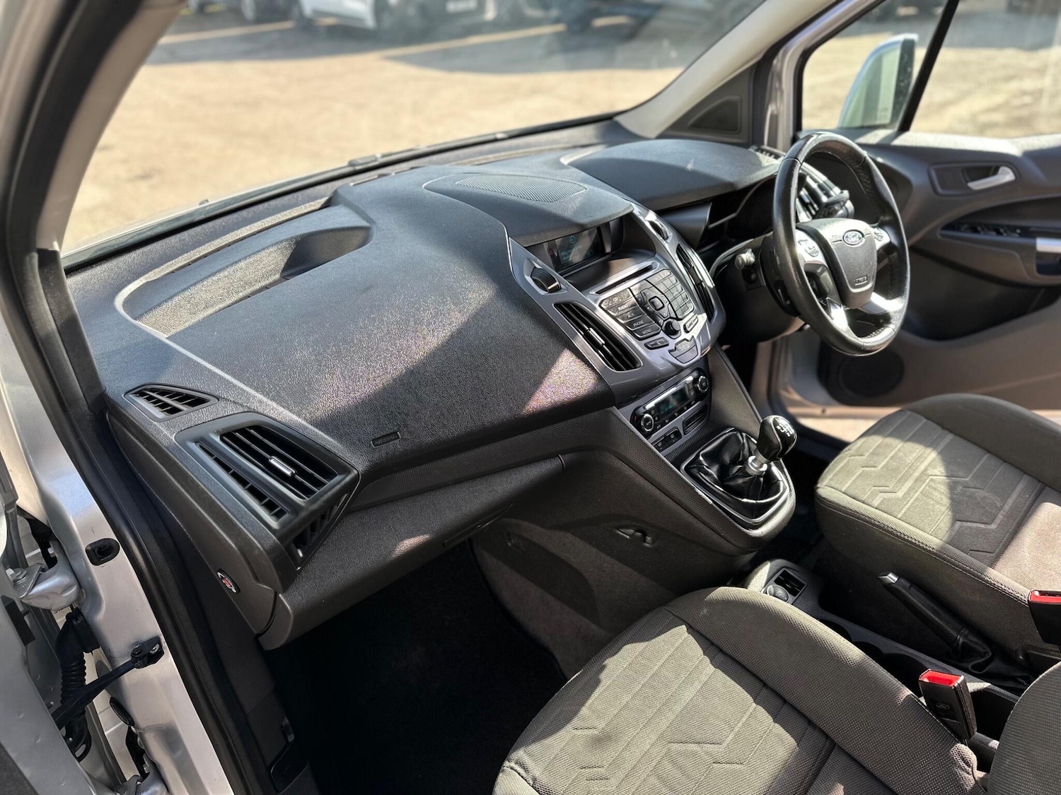 Used Ford Grand Tourneo Connect 2015 for sale - 77671355: Photo 59