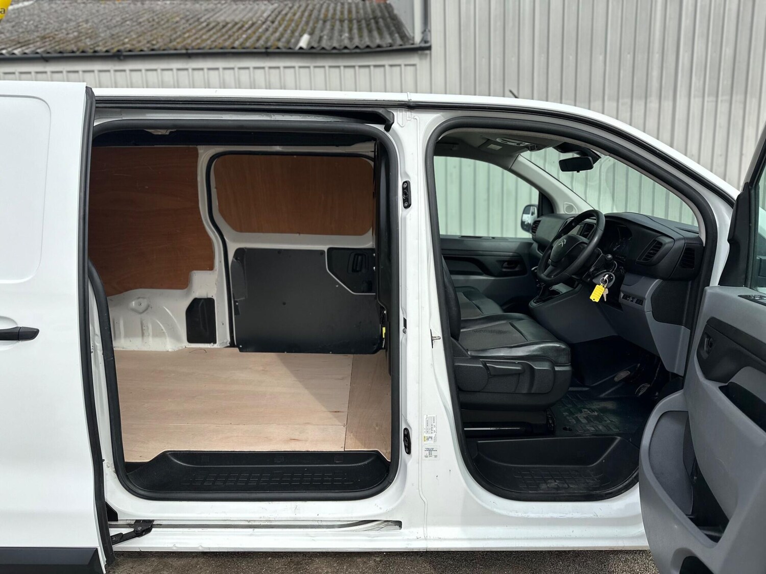 Used Citroen Dispatch 2019 for sale - 77883047: Photo 27