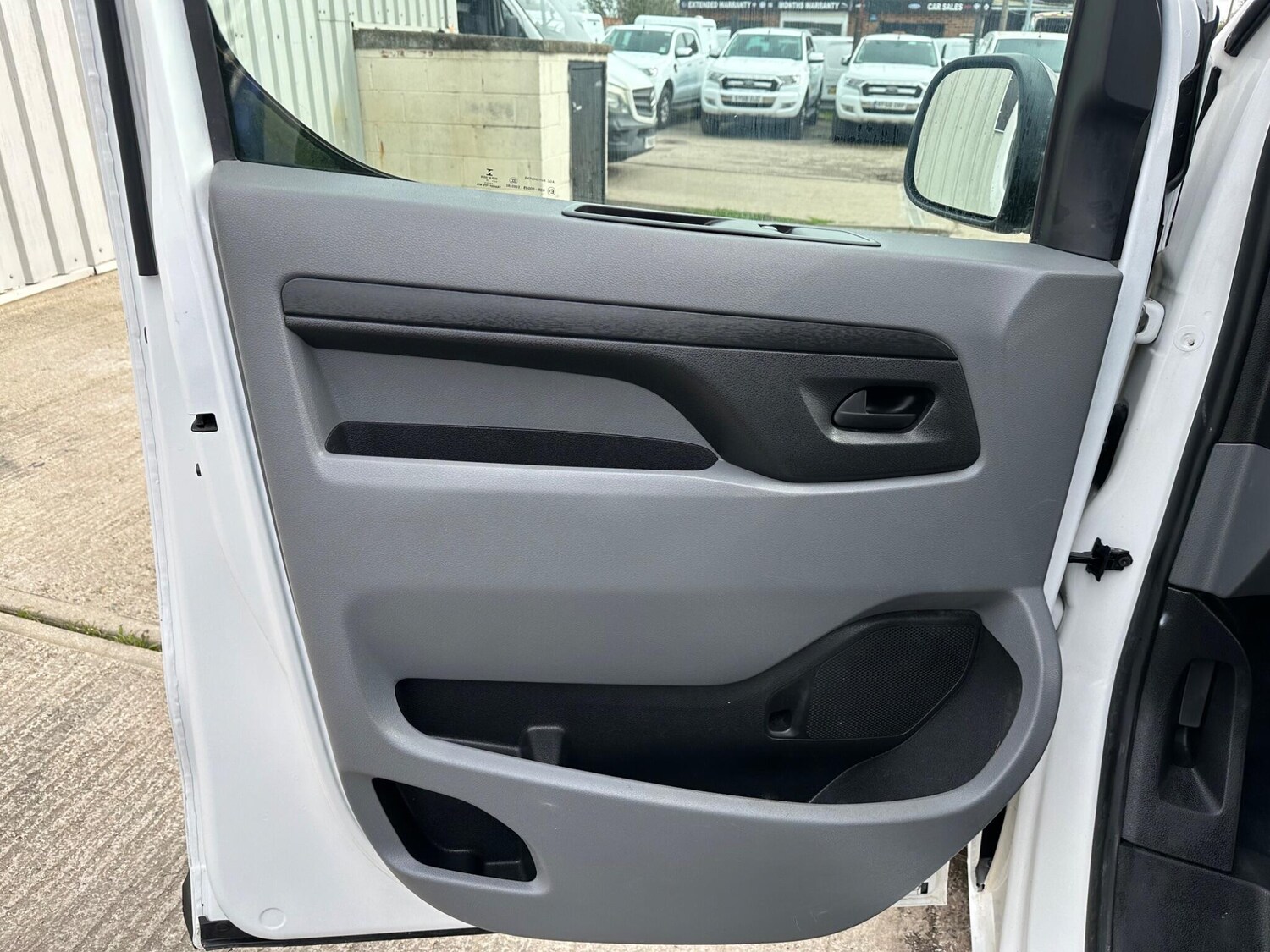 Used Citroen Dispatch 2019 for sale - 77883047: Photo 53
