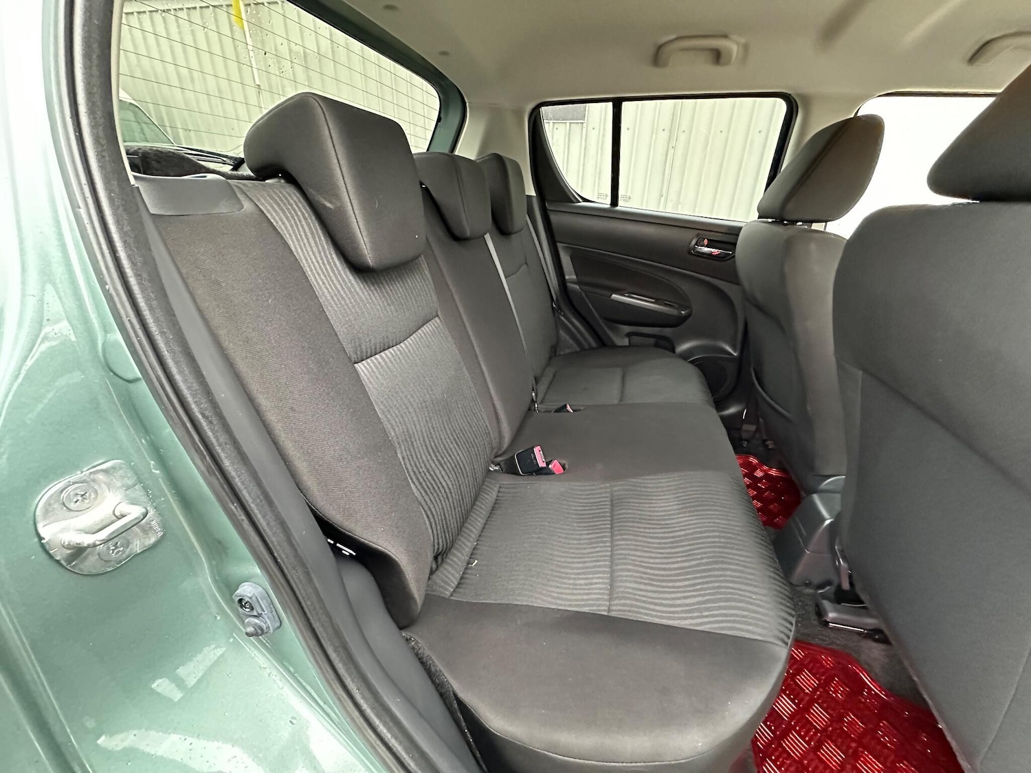 Used Suzuki Swift 2013 for sale - 76671543: Photo 12