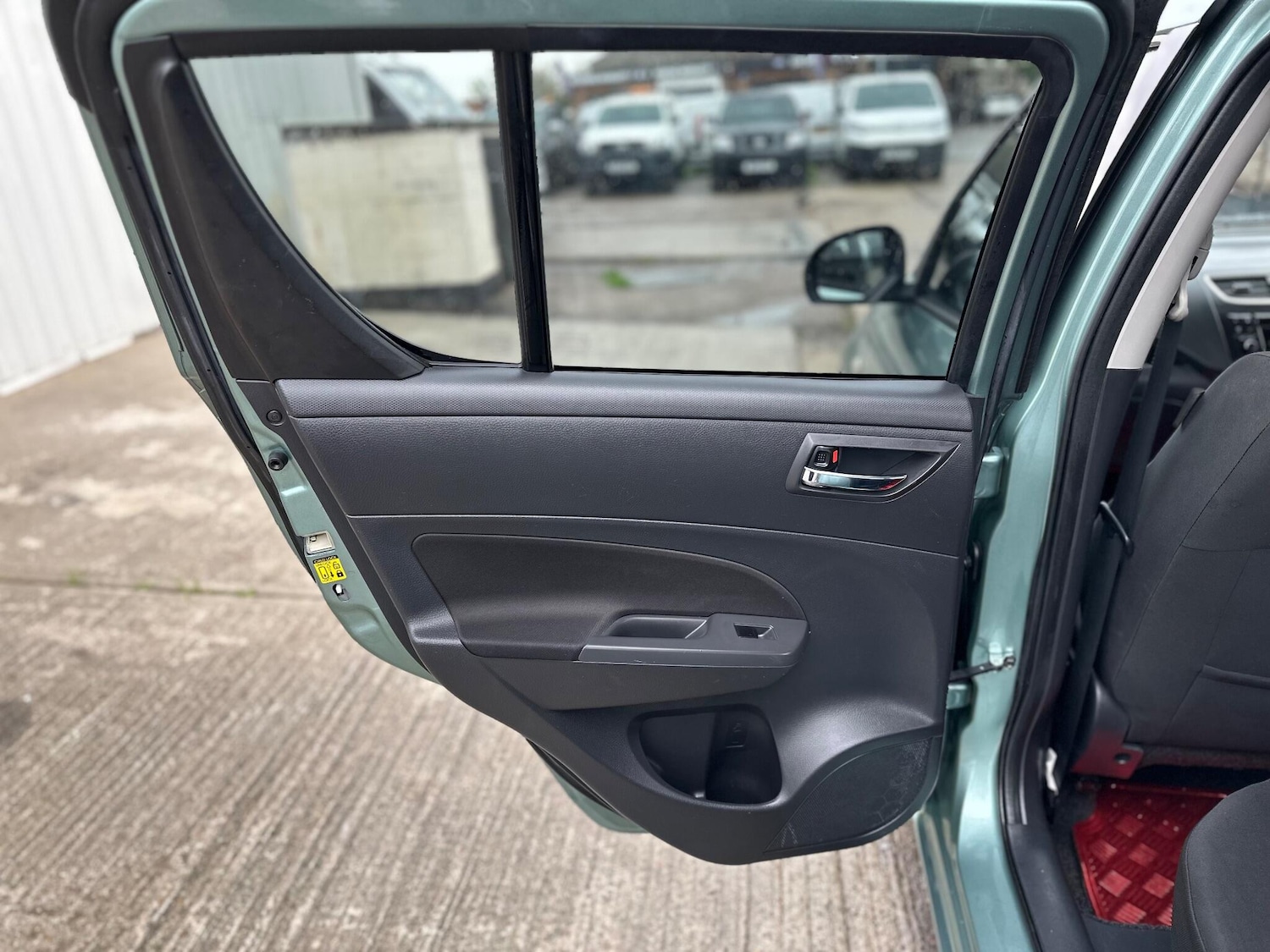 Used Suzuki Swift 2013 for sale - 76671543: Photo 33