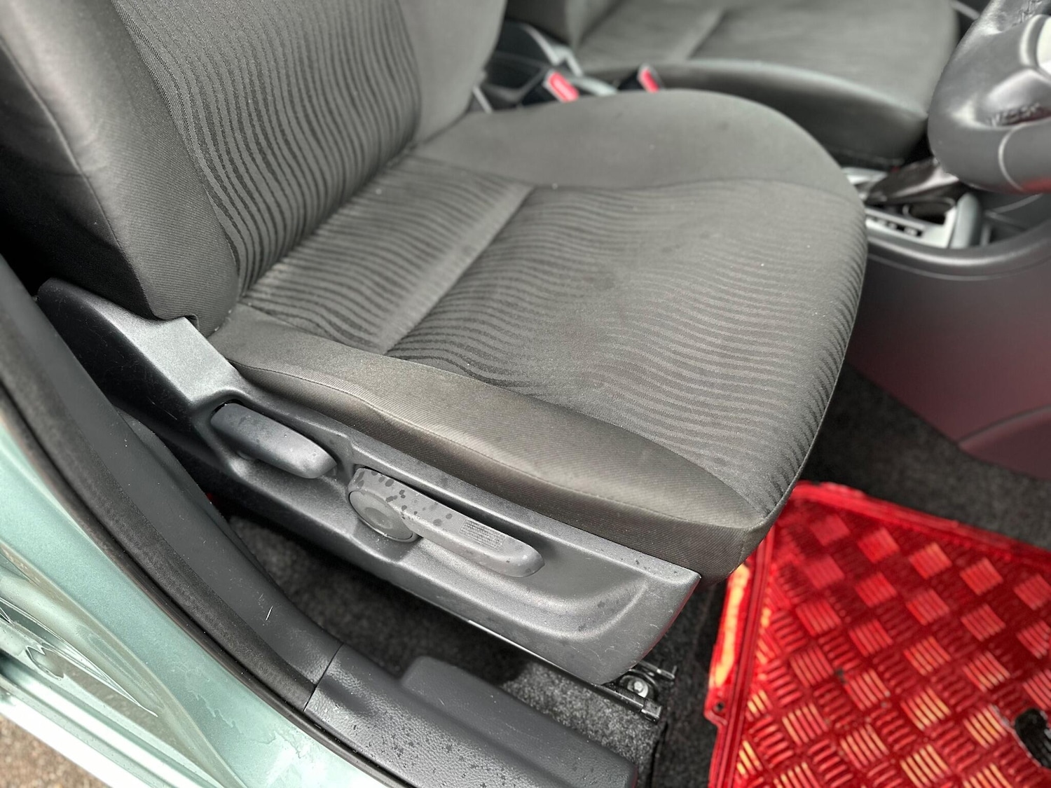 Used Suzuki Swift 2013 for sale - 76671543: Photo 48