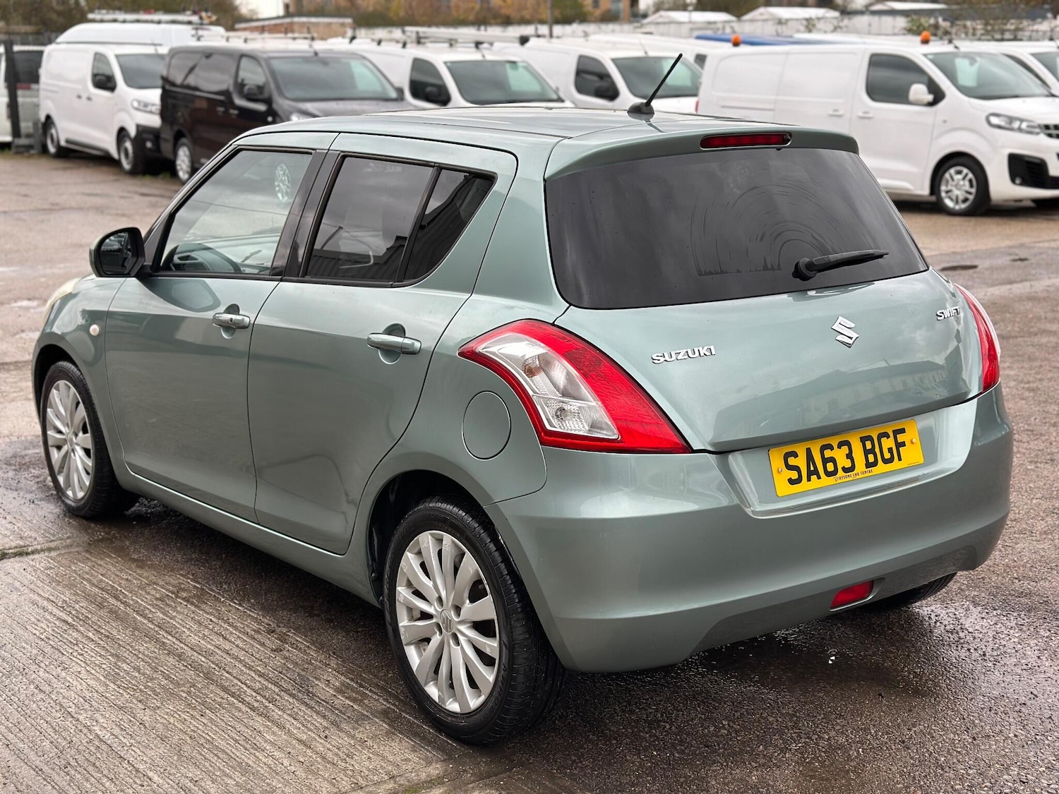 Used Suzuki Swift 2013 for sale - 76671543: Photo 7