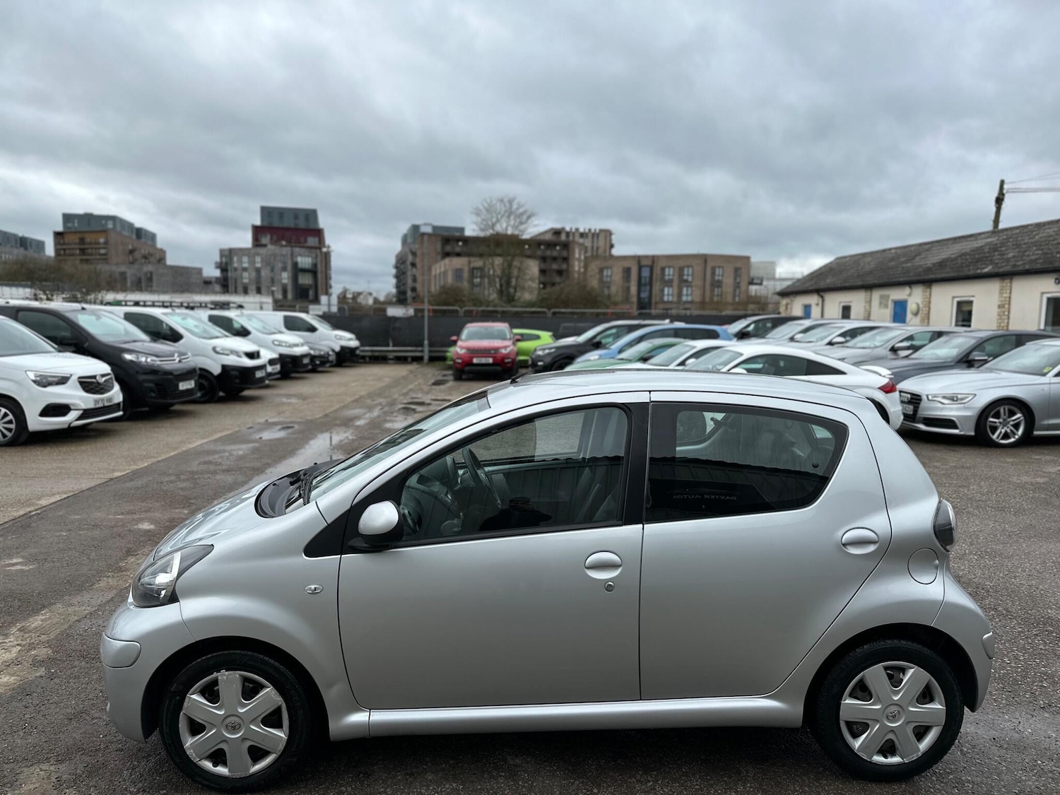 Used Toyota AYGO 2011 for sale - 77696097: Photo 19