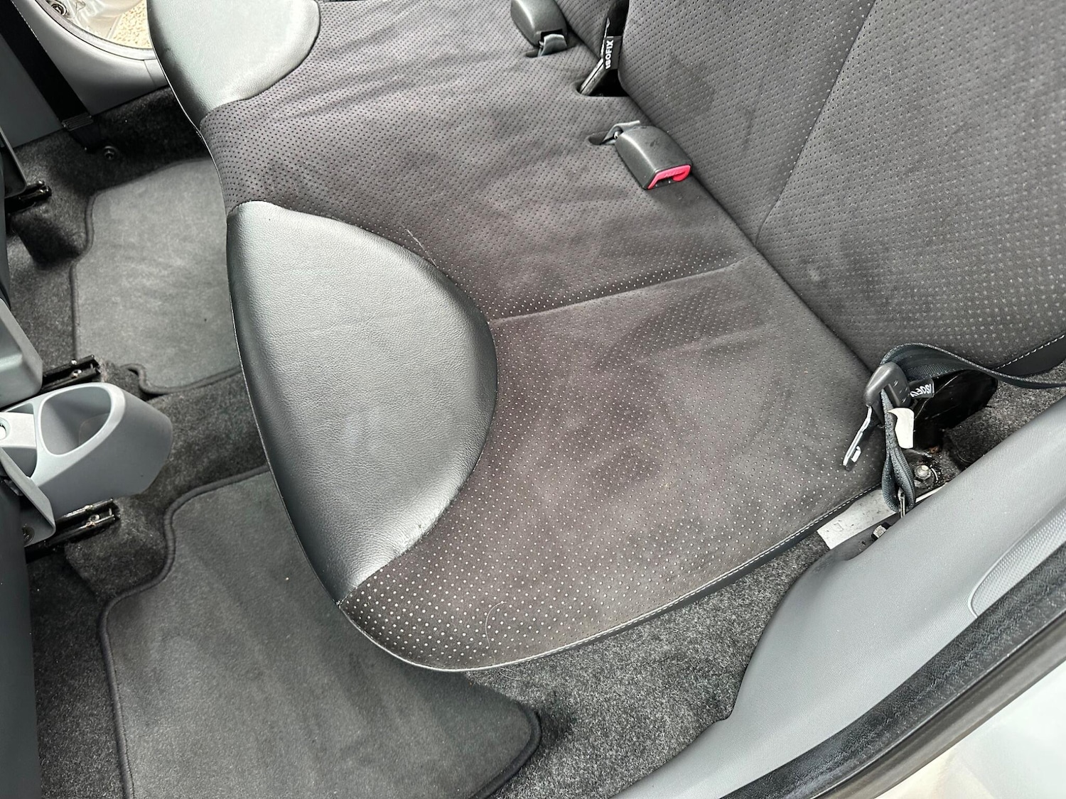 Used Toyota AYGO 2011 for sale - 77696097: Photo 41