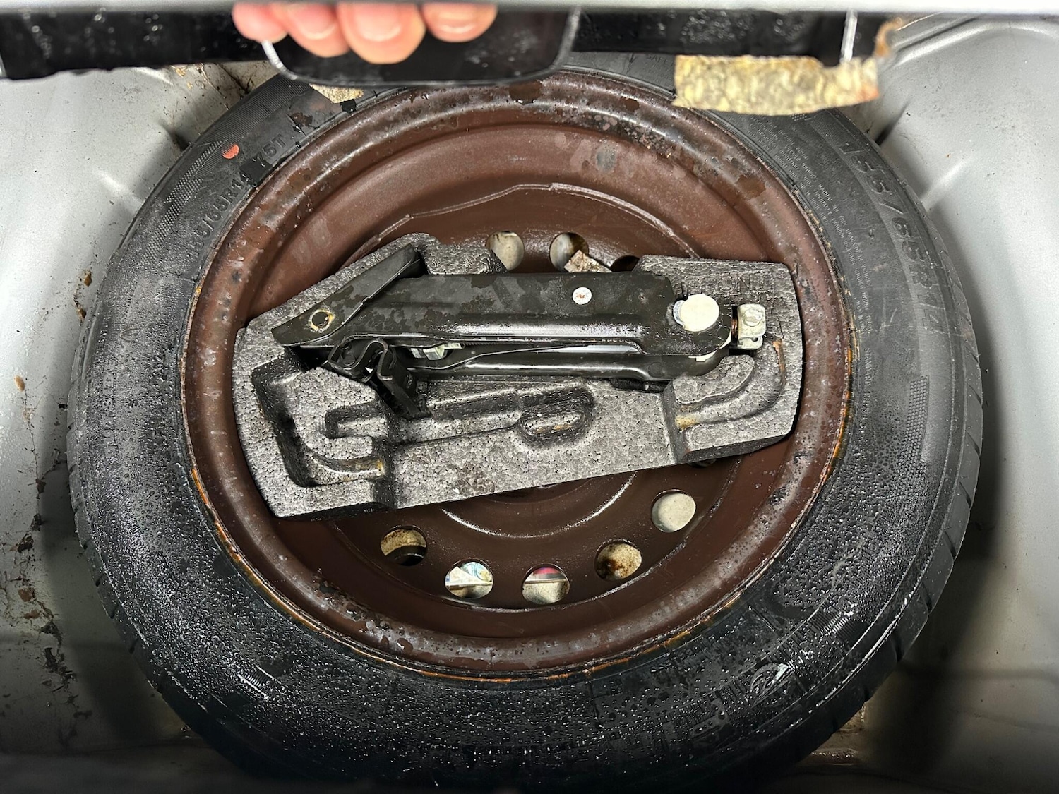 Used Toyota AYGO 2011 for sale - 77696097: Photo 44