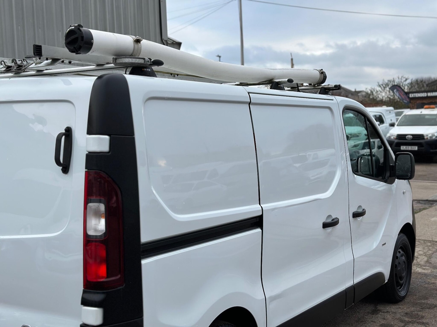 Used Vauxhall Vivaro 2016 for sale - 76926188: Photo 31