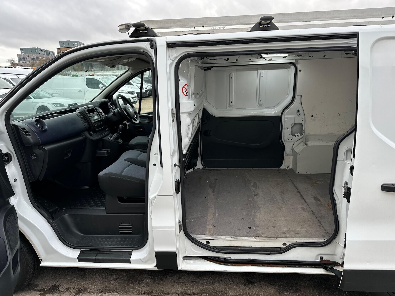 Used Vauxhall Vivaro 2016 for sale - 76926188: Photo 47