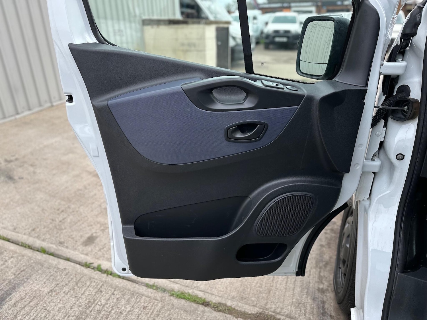 Used Vauxhall Vivaro 2016 for sale - 76926188: Photo 50