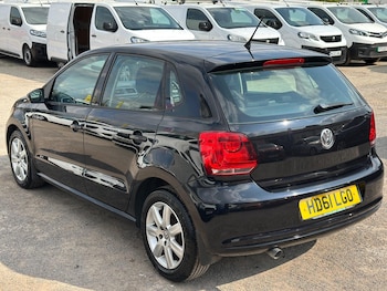 Used Volkswagen Polo 2011 for sale - 79304044: Photo