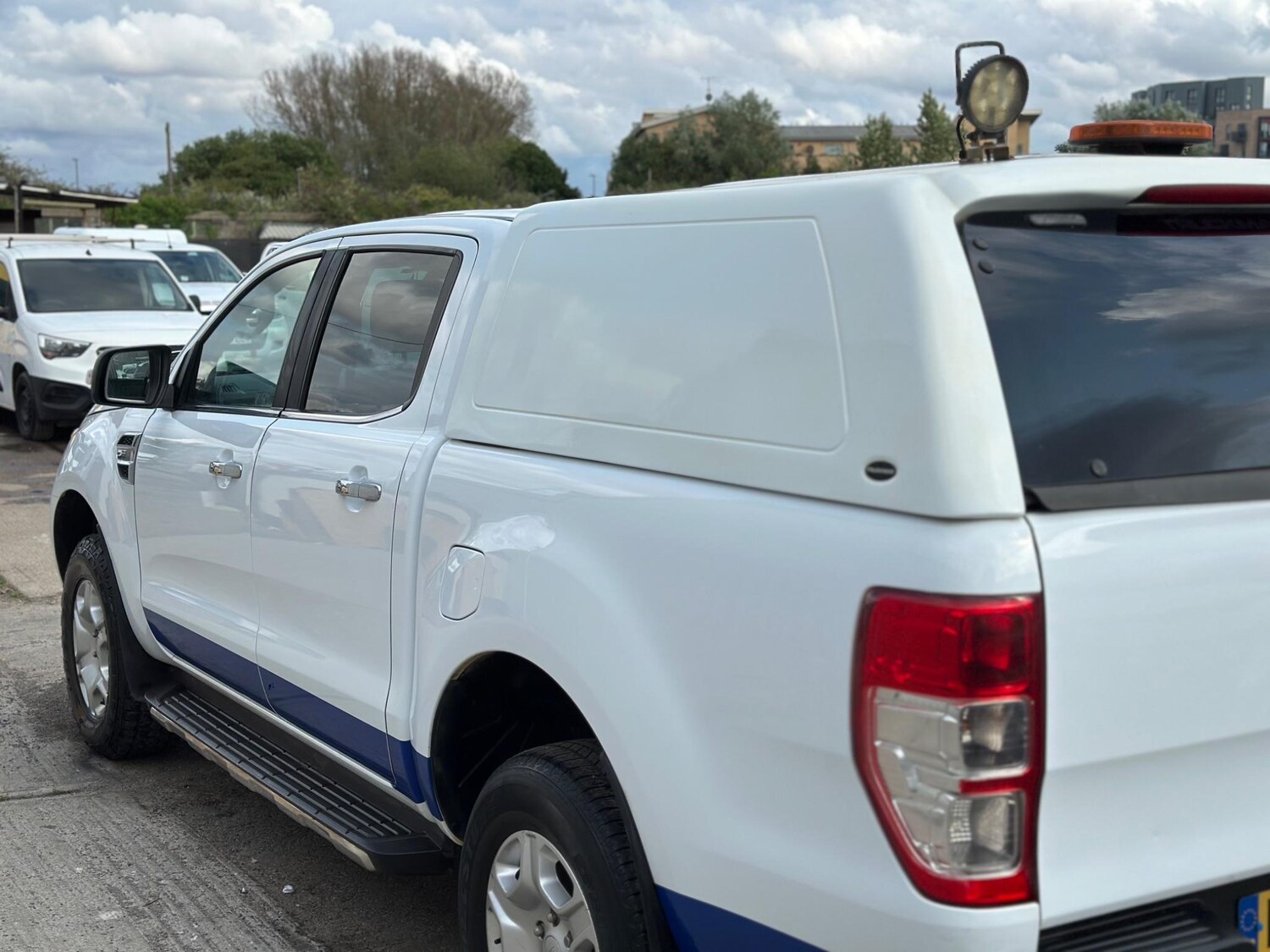 Vehicle 28