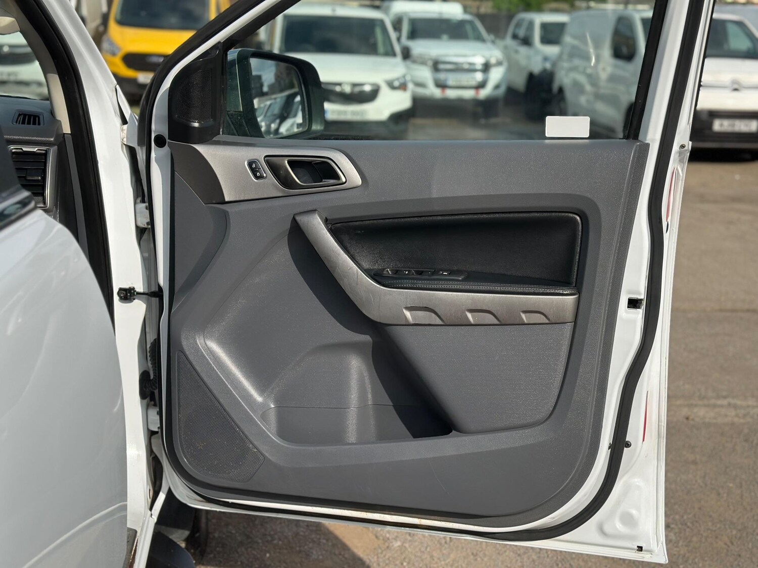 Vehicle 33