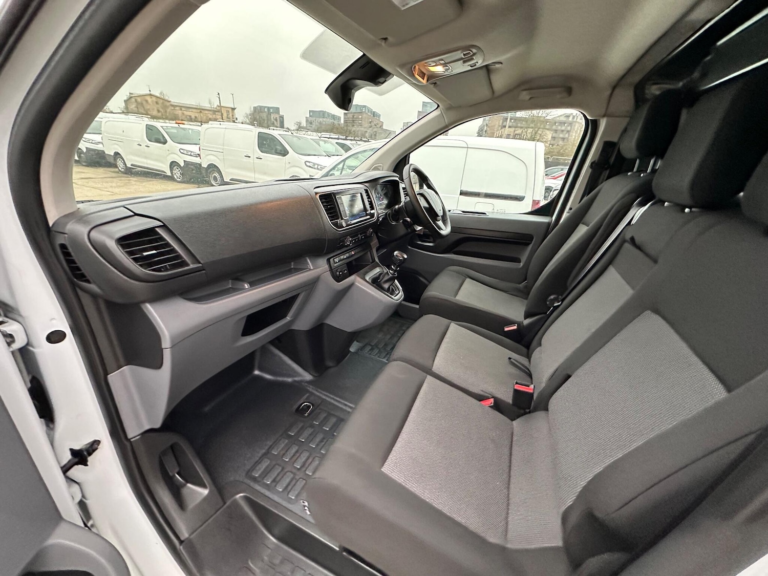 Used Peugeot Expert 2022 for sale - 77440125: Photo 56