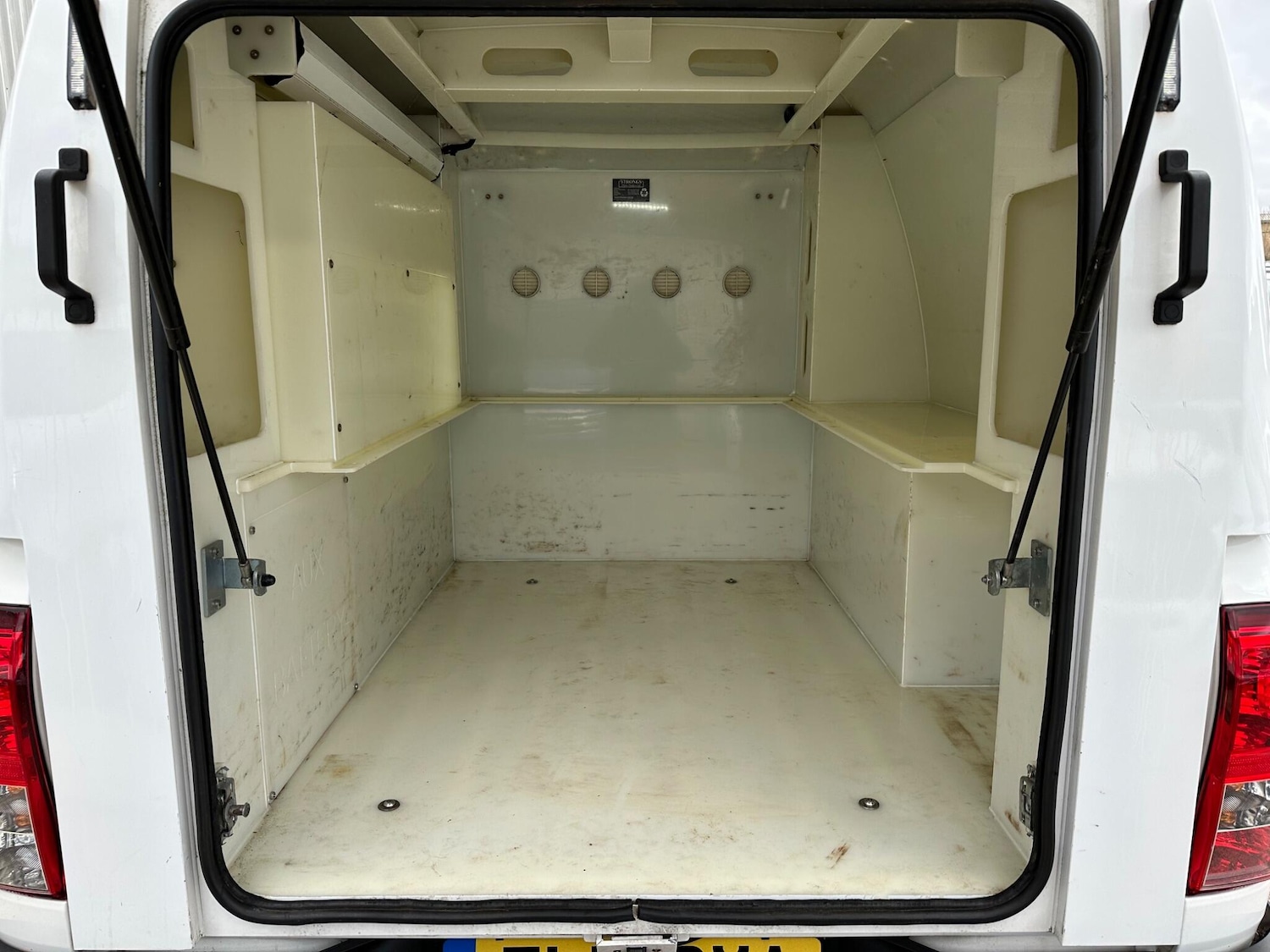 Used Toyota Hilux 2019 for sale - 77883586: Photo 16