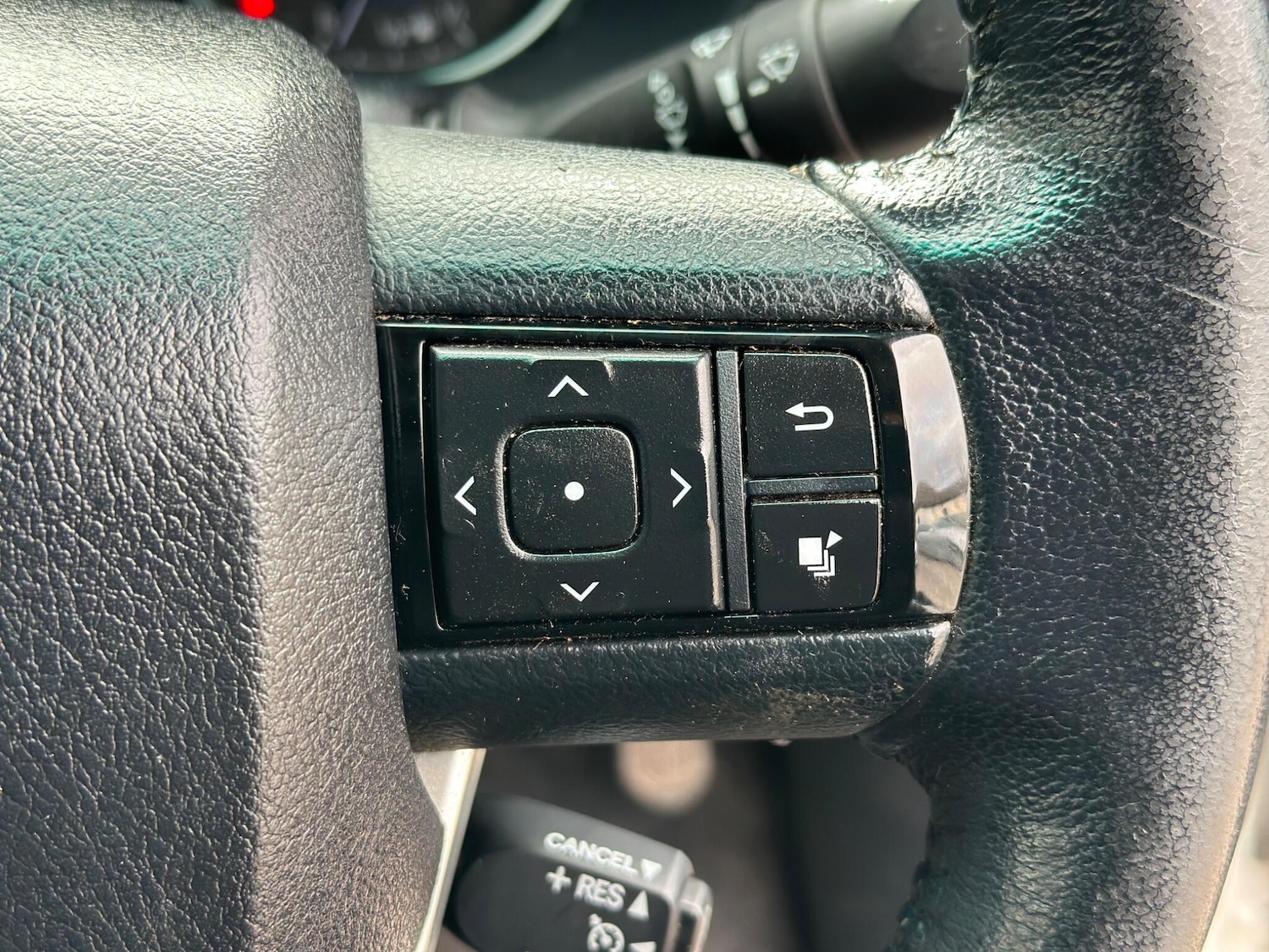 Used Toyota Hilux 2019 for sale - 77883586: Photo 38