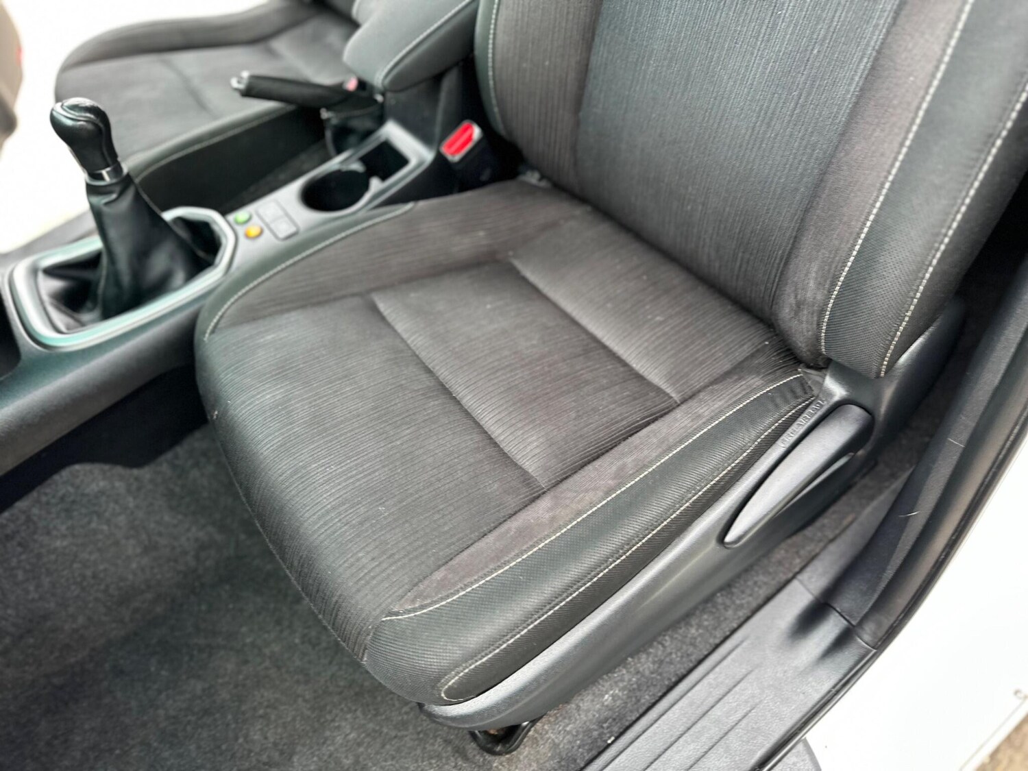 Used Toyota Hilux 2019 for sale - 77883586: Photo 60