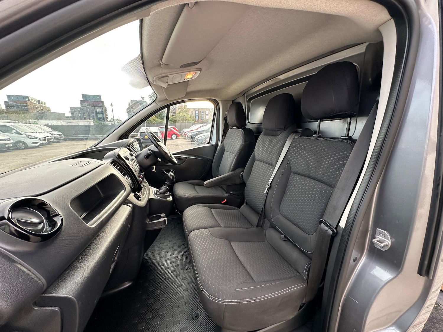 Used Vauxhall Vivaro 2018 for sale - 76175292: Photo 14