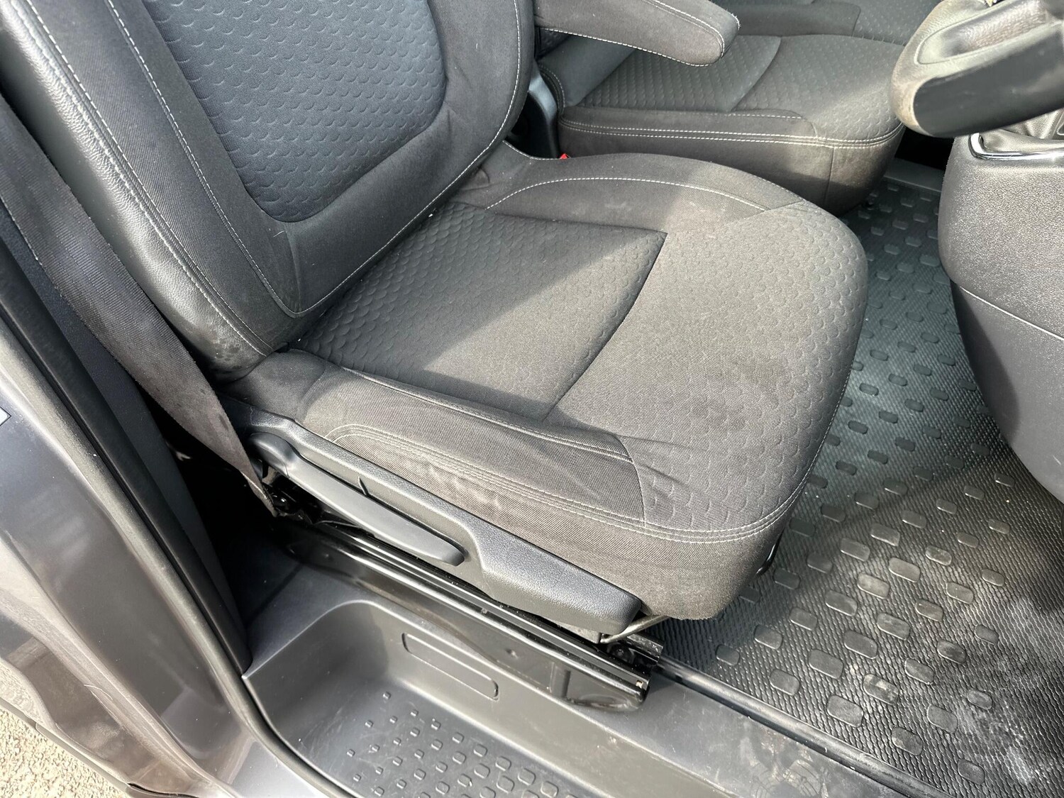 Used Vauxhall Vivaro 2018 for sale - 76175292: Photo 31