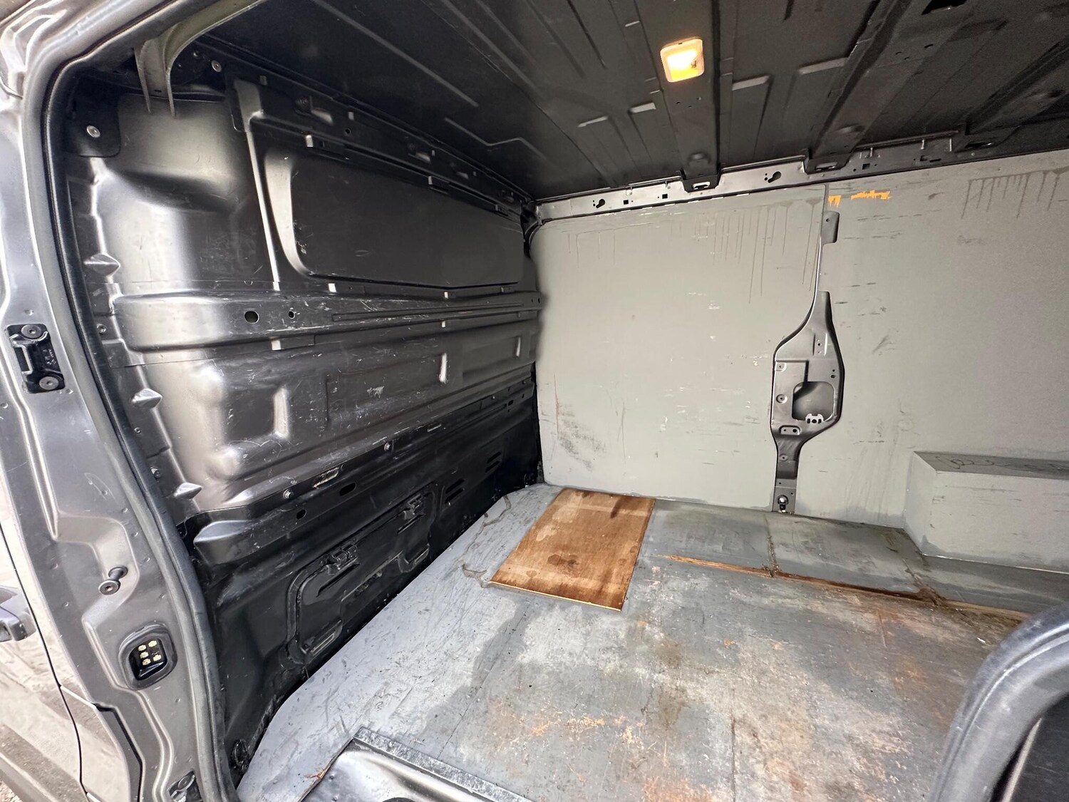 Used Vauxhall Vivaro 2018 for sale - 76175292: Photo 48