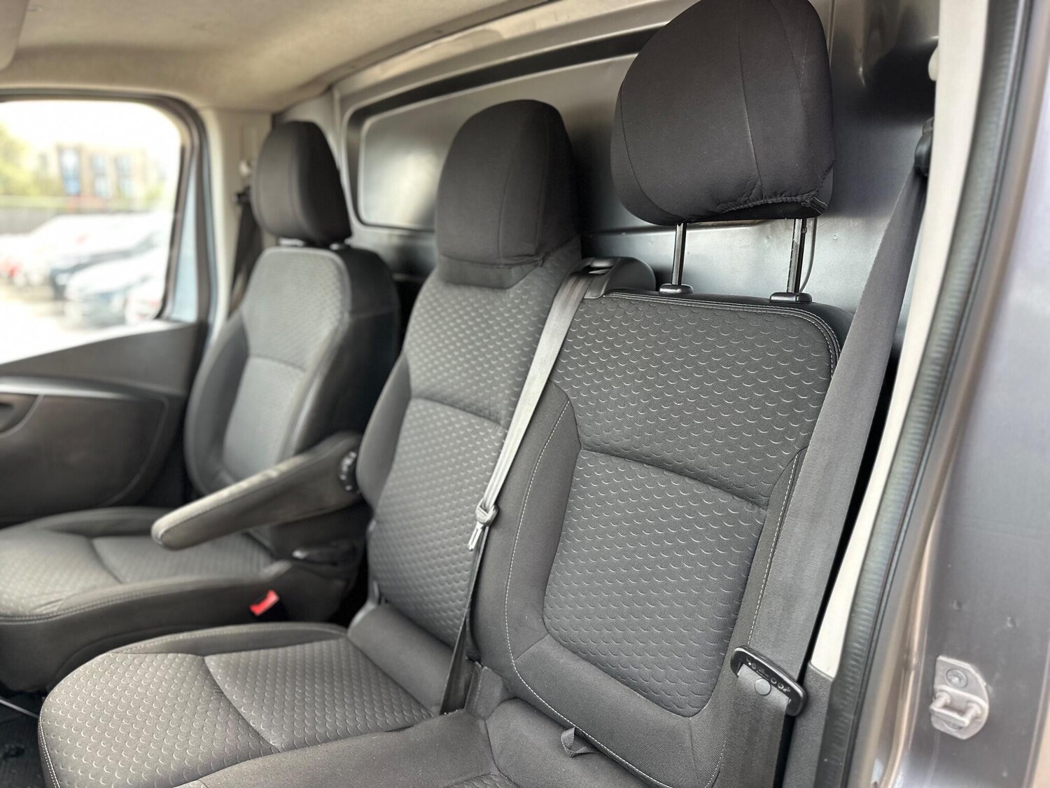 Used Vauxhall Vivaro 2018 for sale - 76175292: Photo 50