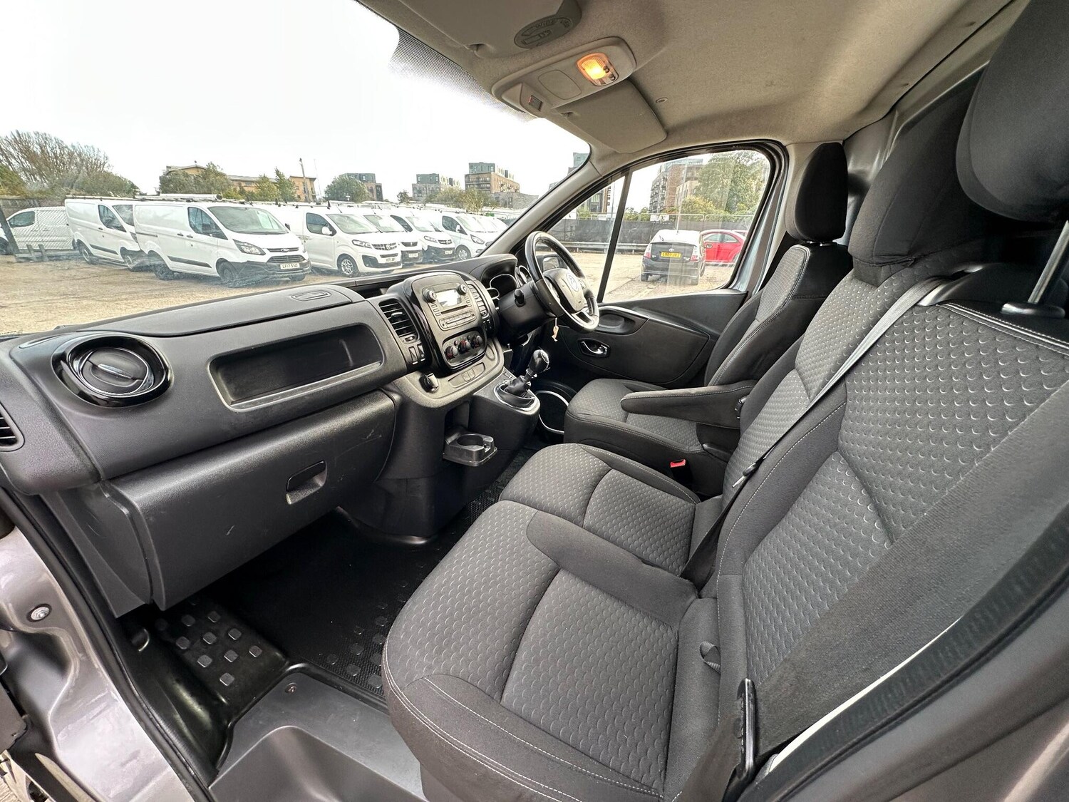 Used Vauxhall Vivaro 2018 for sale - 76175292: Photo 51