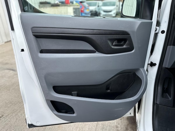 Used Vauxhall Vivaro 2021 for sale - 75613977: Photo 46