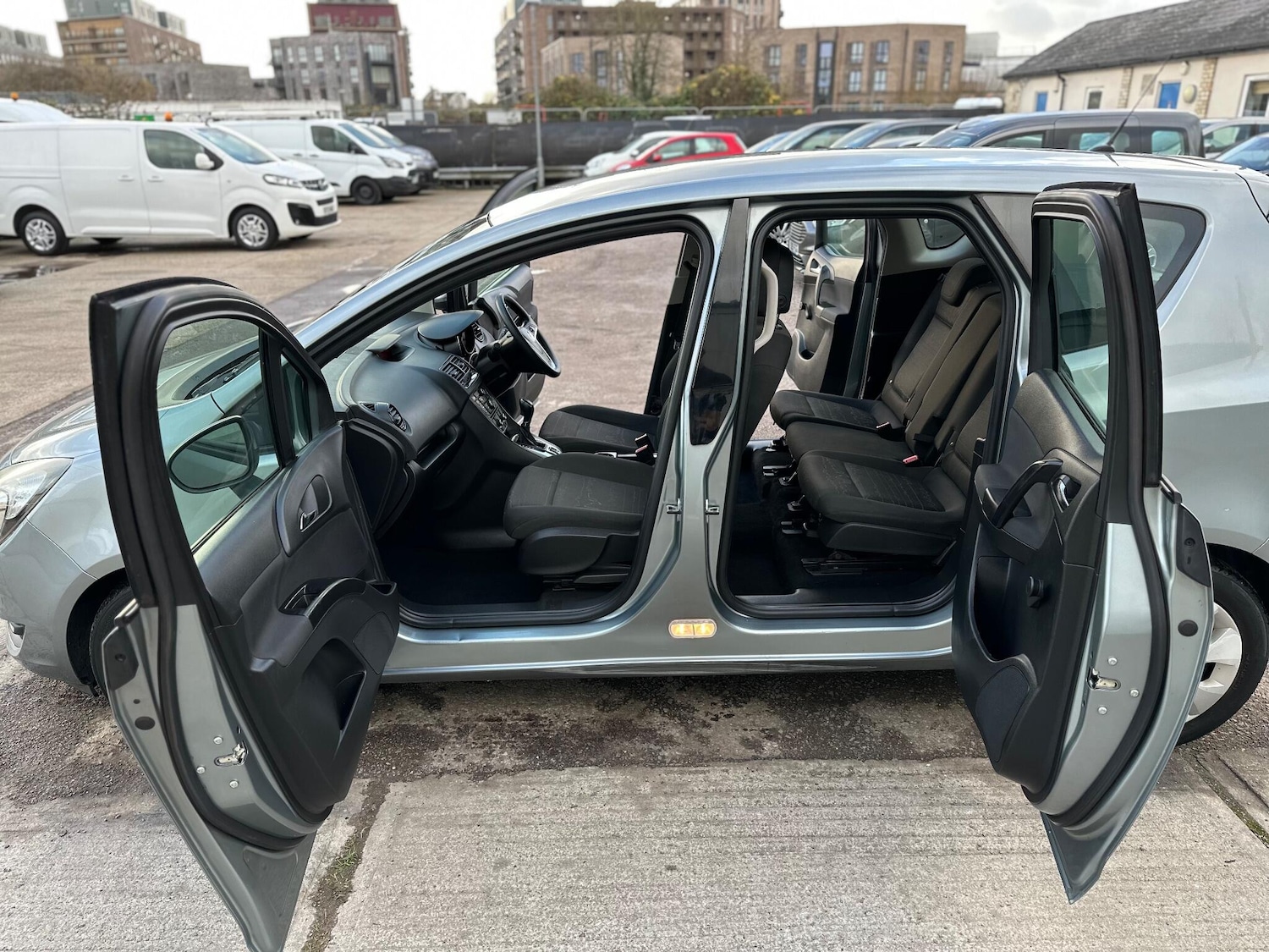 Used Vauxhall Meriva 2014 for sale - 76898803: Photo 19