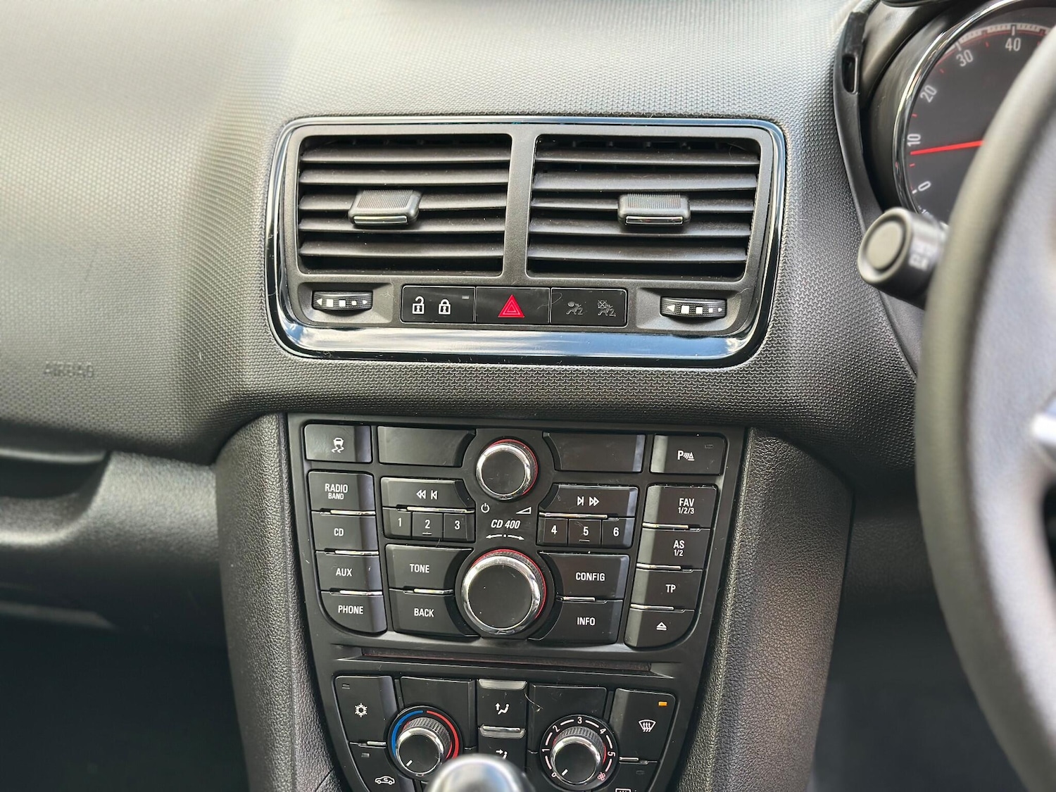 Used Vauxhall Meriva 2014 for sale - 76898803: Photo 39