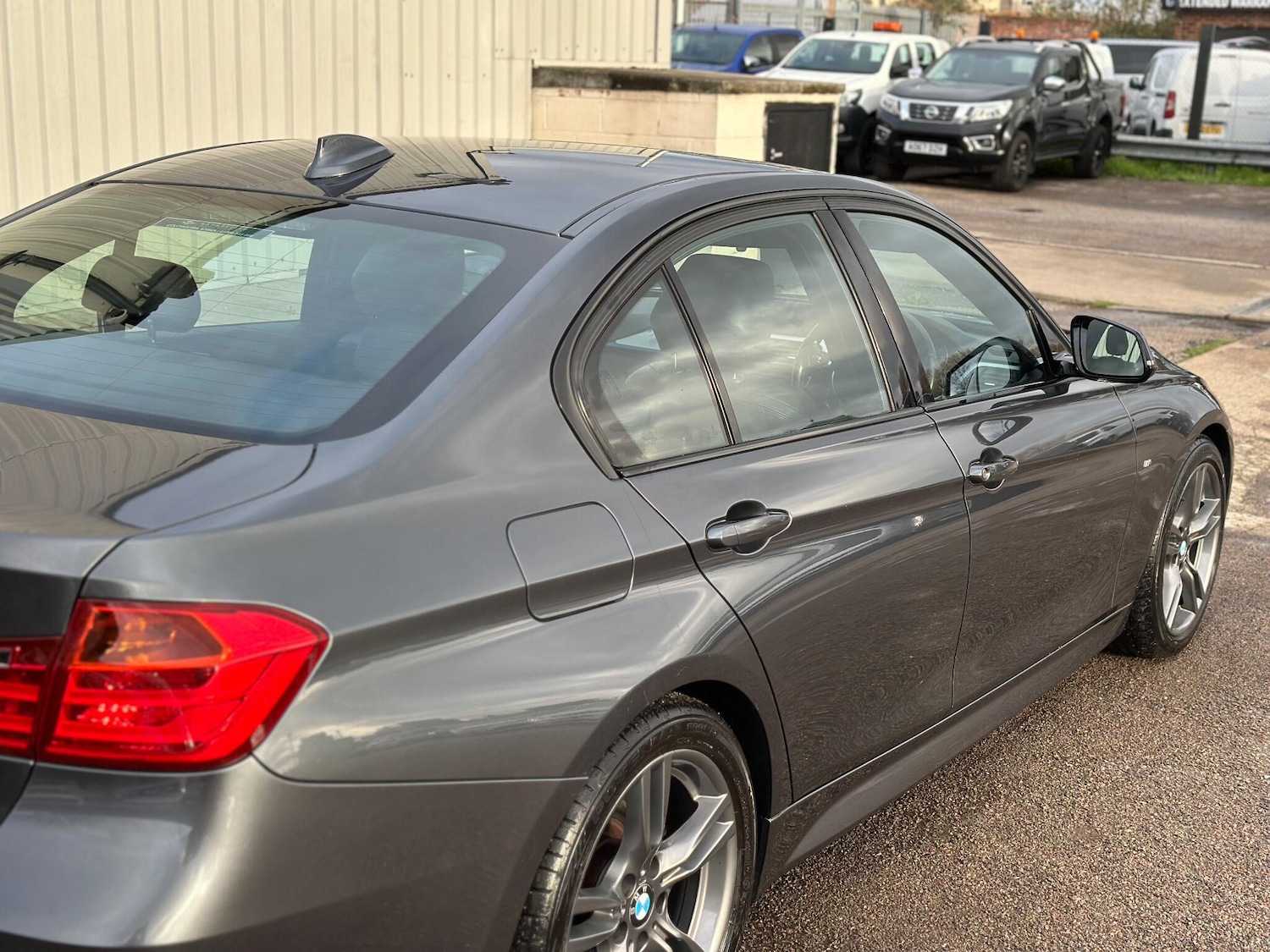 Used BMW 3 Series 2013 for sale - 76645296: Photo 30