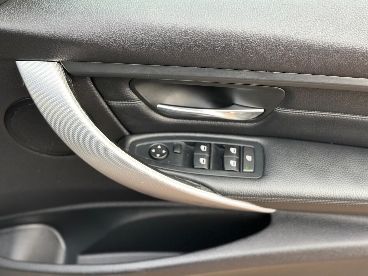 Used BMW 3 Series 2013 for sale - 76645296: Photo 32