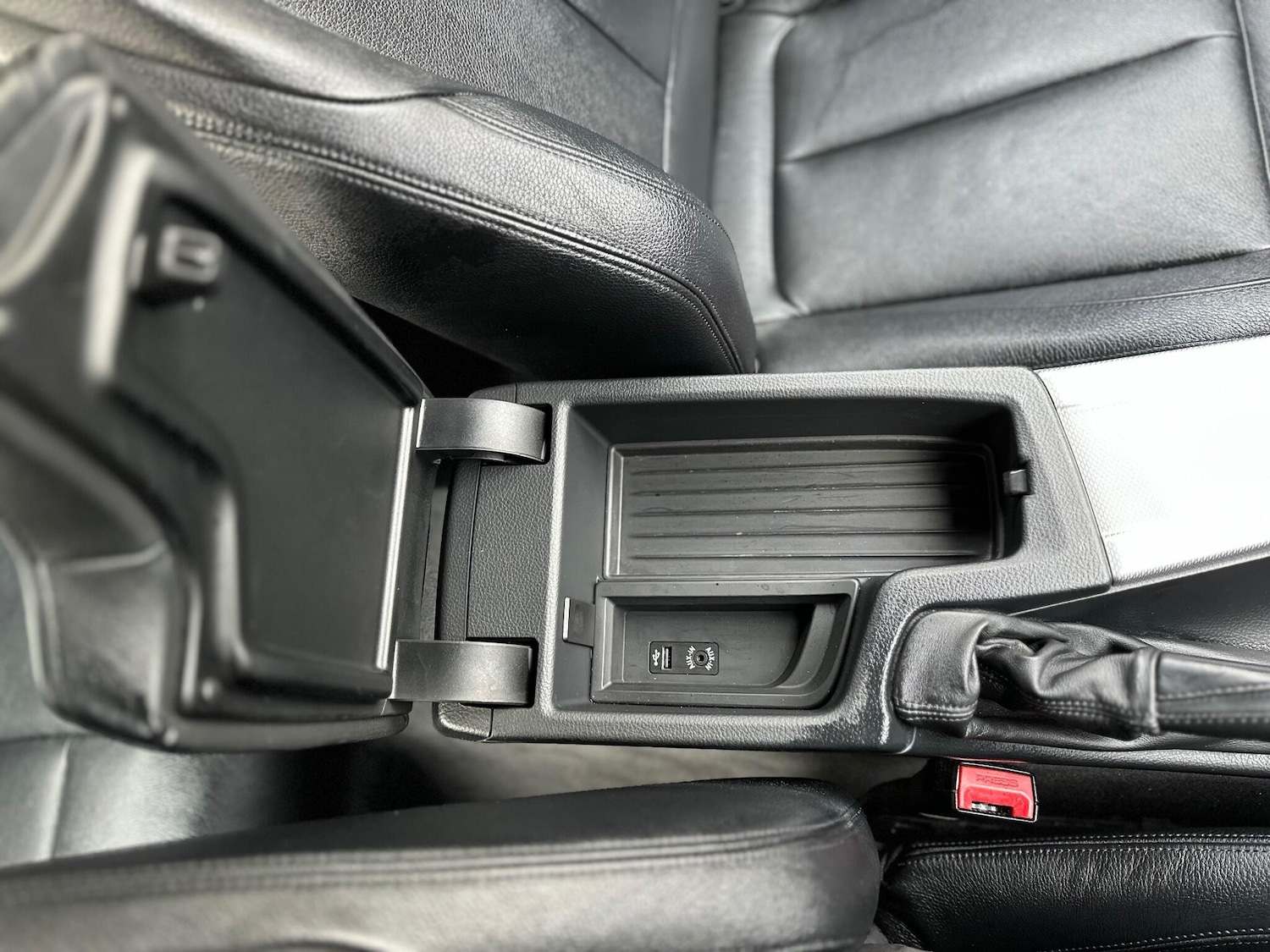 Used BMW 3 Series 2013 for sale - 76645296: Photo 41