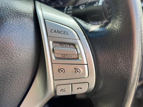 Used Nissan Navara 2017 for sale - 76174806: Photo 40