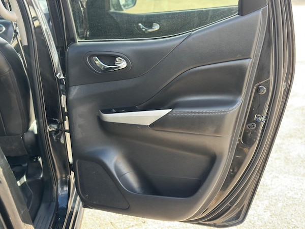 Used Nissan Navara 2017 for sale - 76174806: Photo 46
