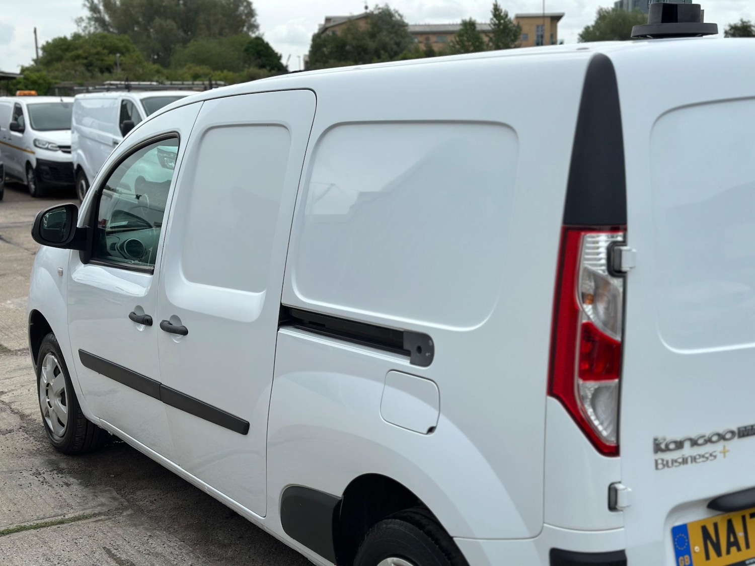 Vehicle 21