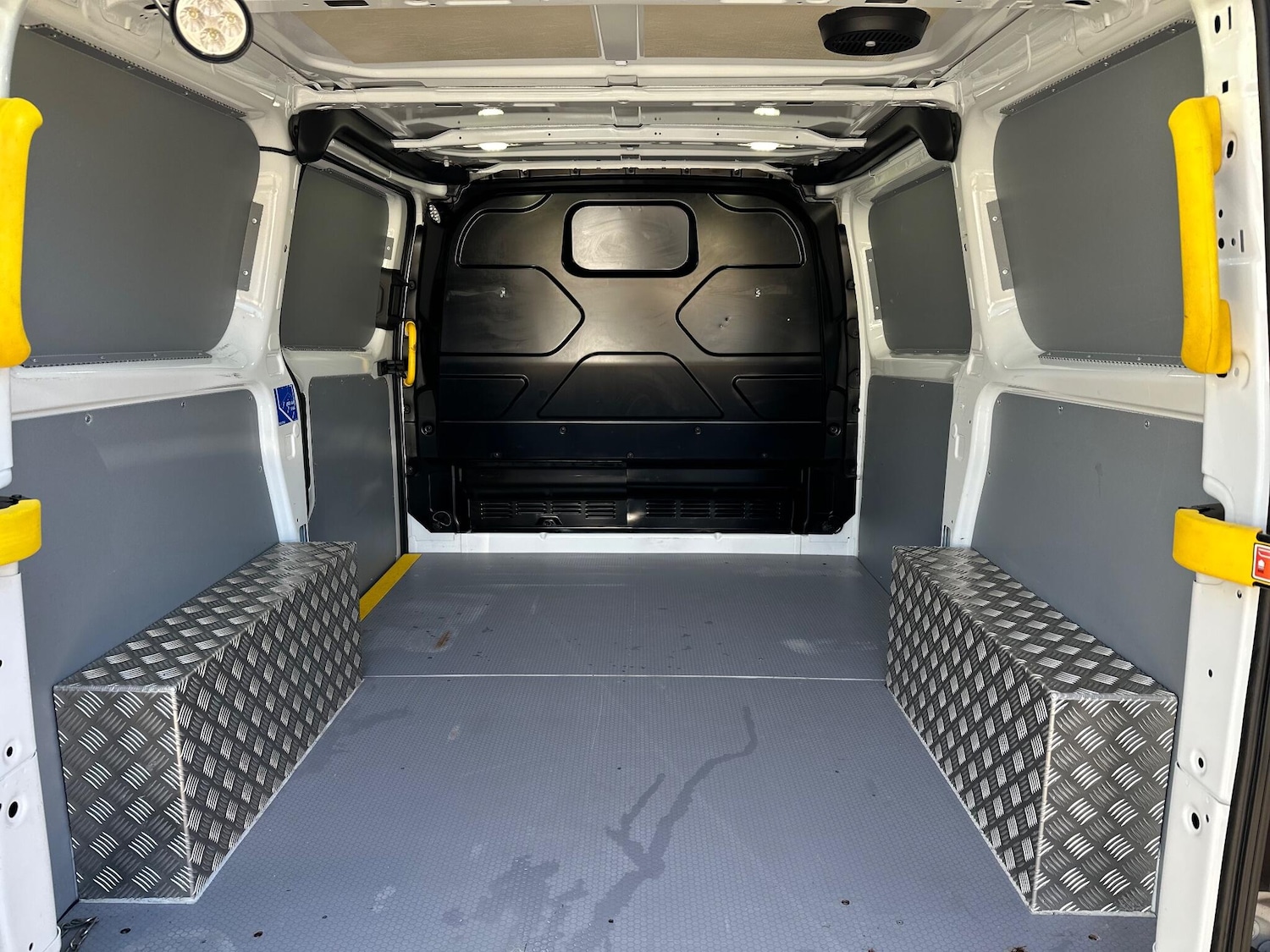 Used Ford Transit Custom 2017 for sale - 77101999: Photo 46