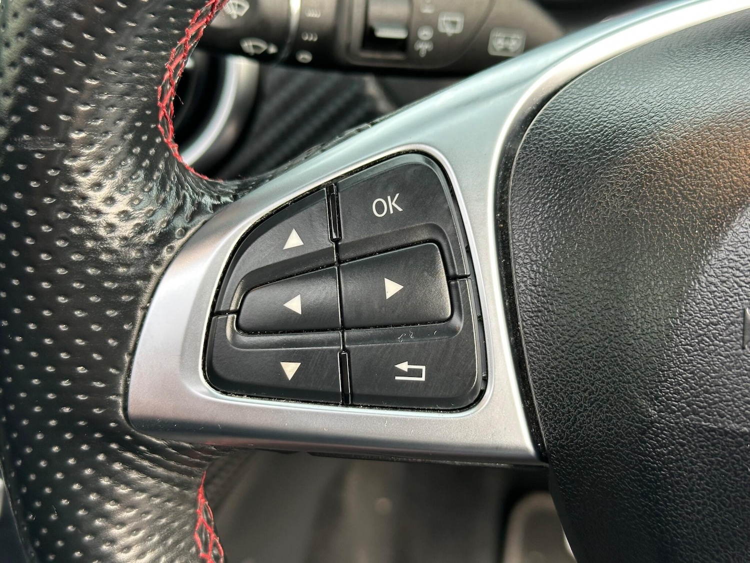 Used Mercedes-Benz A-Class 2016 for sale - 76499475: Photo 40