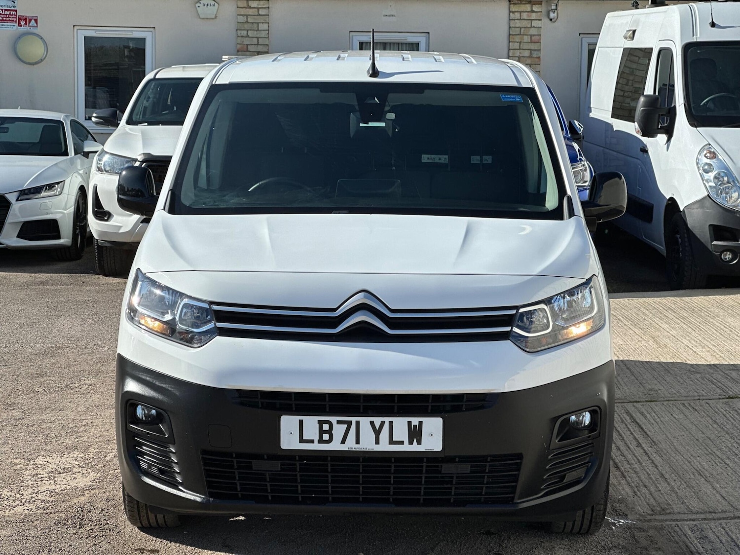 Used Citroen Berlingo 2021 for sale - 77939501: Photo 15