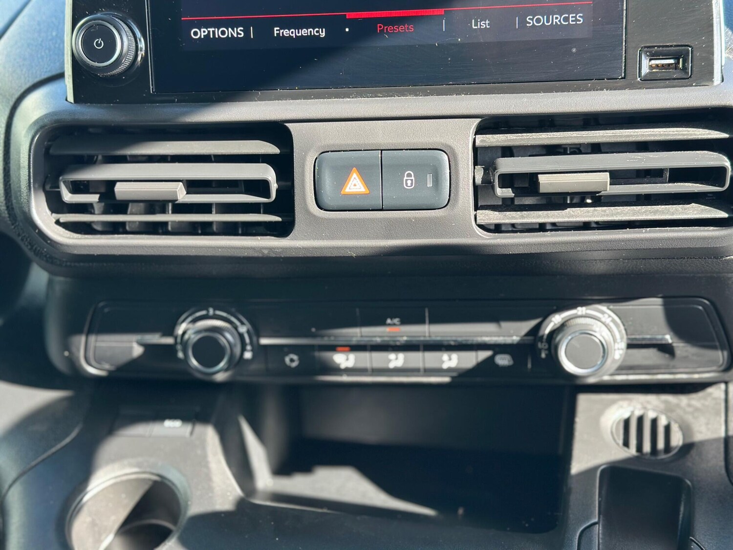 Used Citroen Berlingo 2021 for sale - 77939501: Photo 37